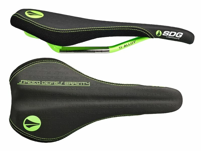 SDG Selle Fly Mtn Titane / Alu - Noir / Vert 2020 1 SDG Selle Fly Mtn Titane / Alu - Noir / Vert 2020